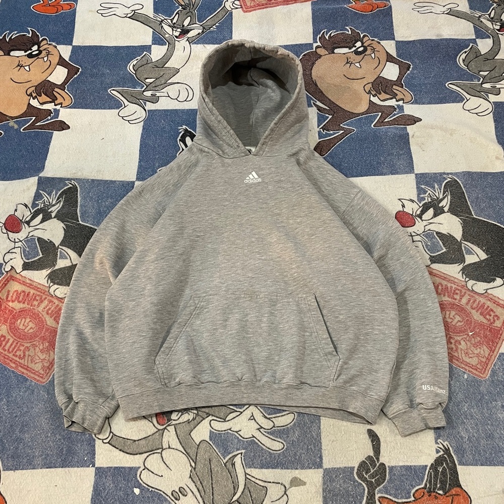 Vintage adidas center logo sweatshirt
